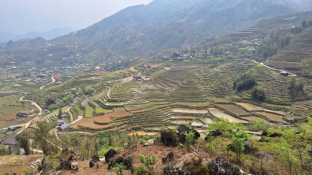 1-Day Sapa Hiking Tour: Cat Cat, San Sa Ho, Y Linh Ho Mong, Lao Chai San & Ta Van